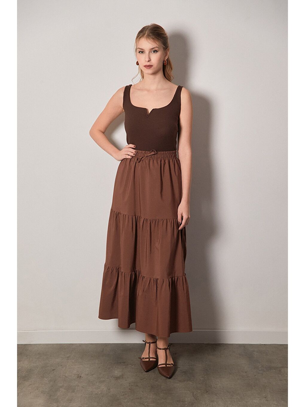 Kahverengi Terikoton Kumaş Fırfırlı Etek-1