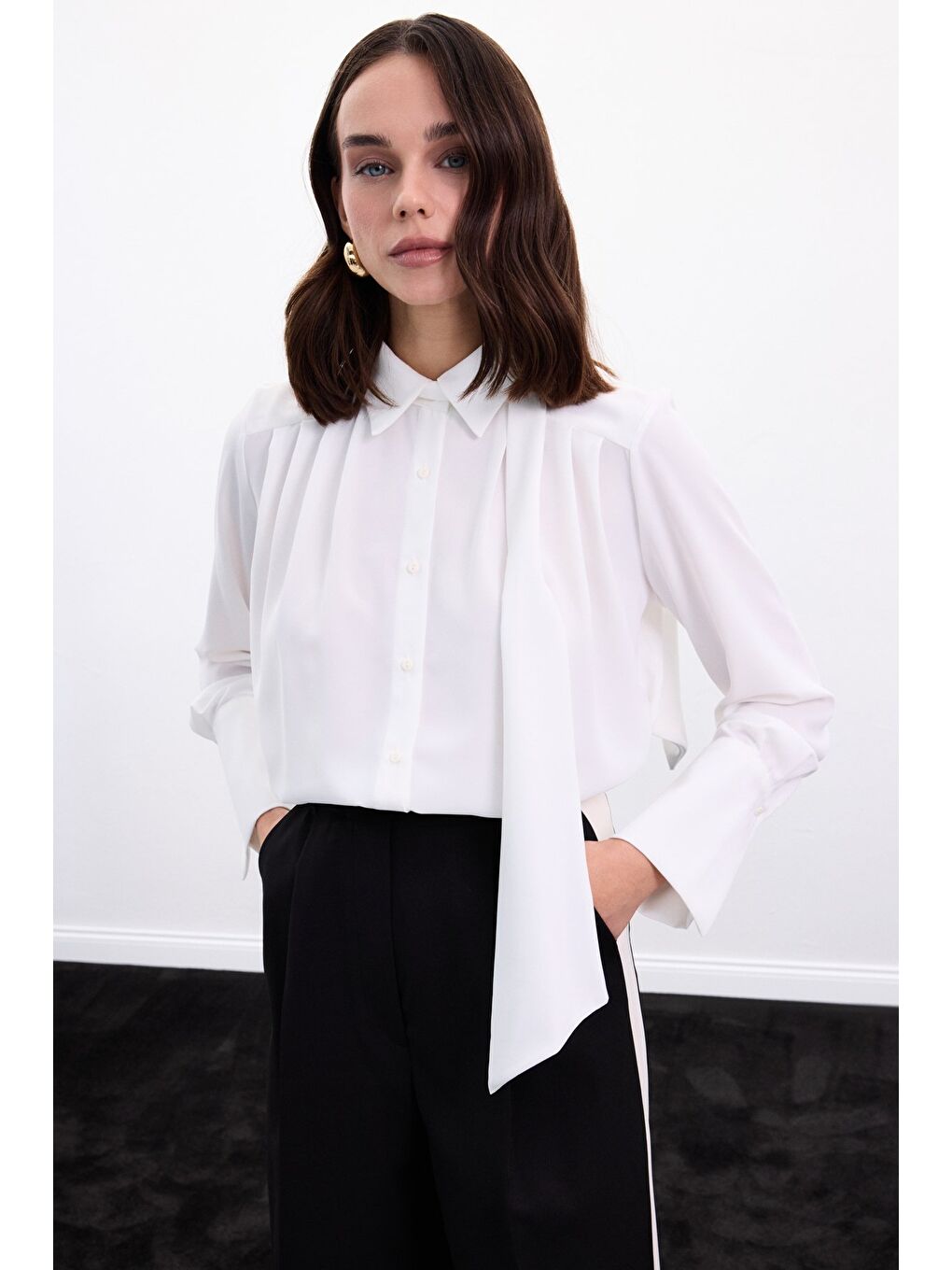 Fularlı Gömlek - Ekru-5