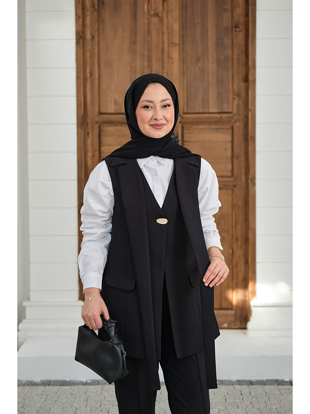 Kadın Gold Düğme Detaylı Yelekli Takım Siyah-2