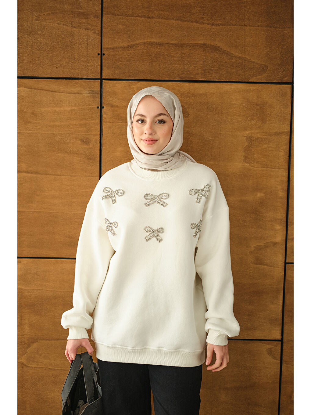 Kadın Kurdelesi Taş Detay Sweat Beyaz-3