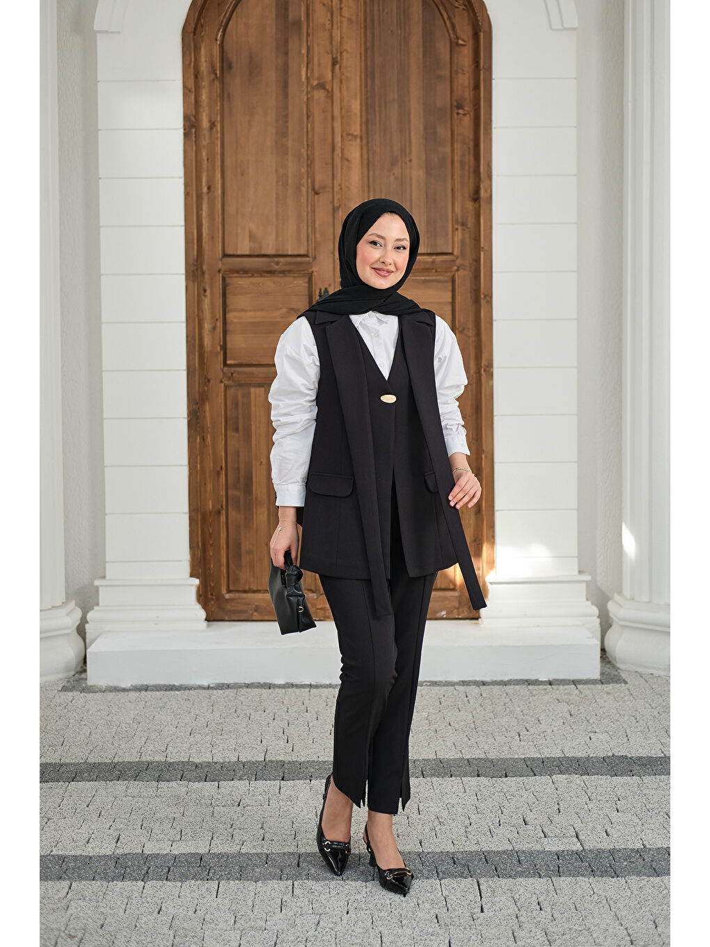 Kadın Gold Düğme Detaylı Yelekli Takım Siyah-3