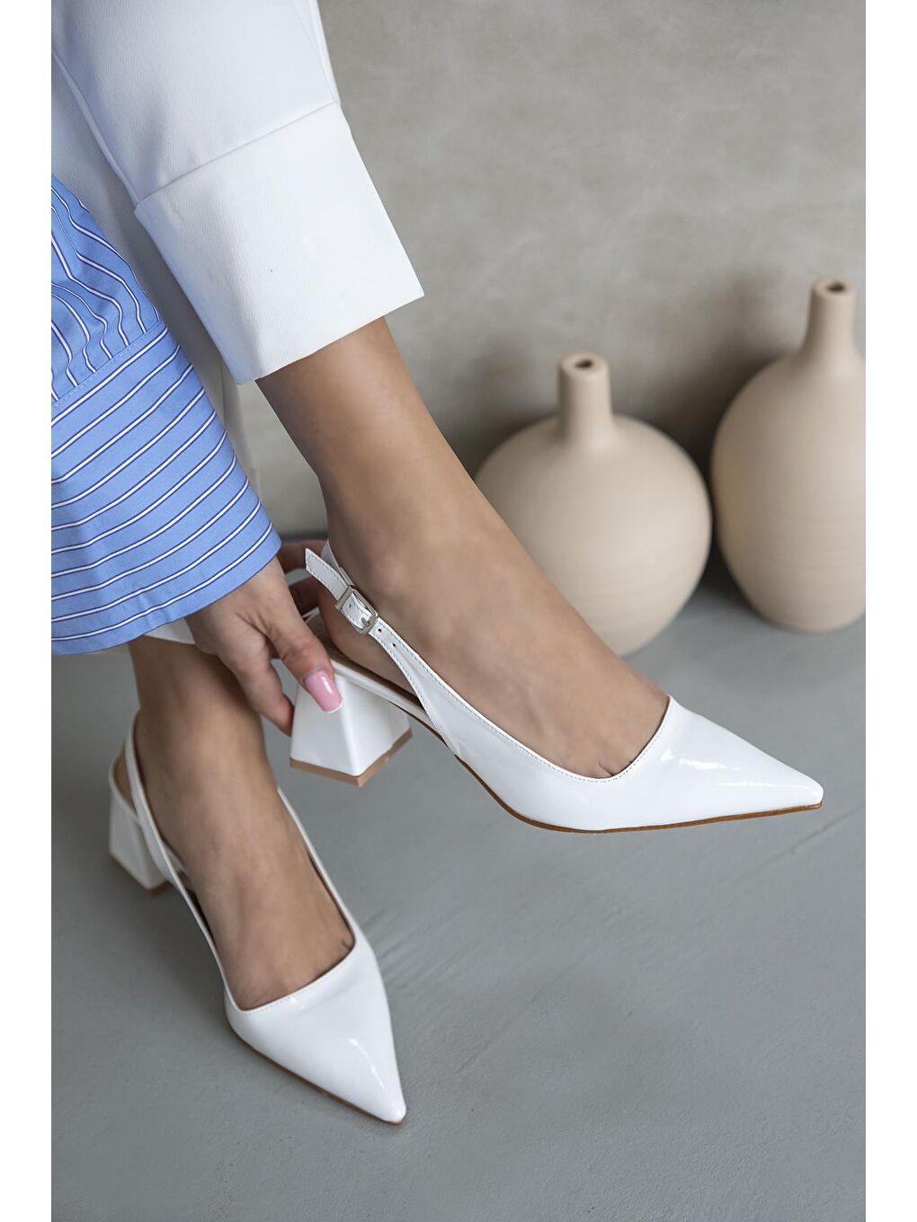 Stefan Kadın Rugan Topuklu Ayakkabı Beyaz-1