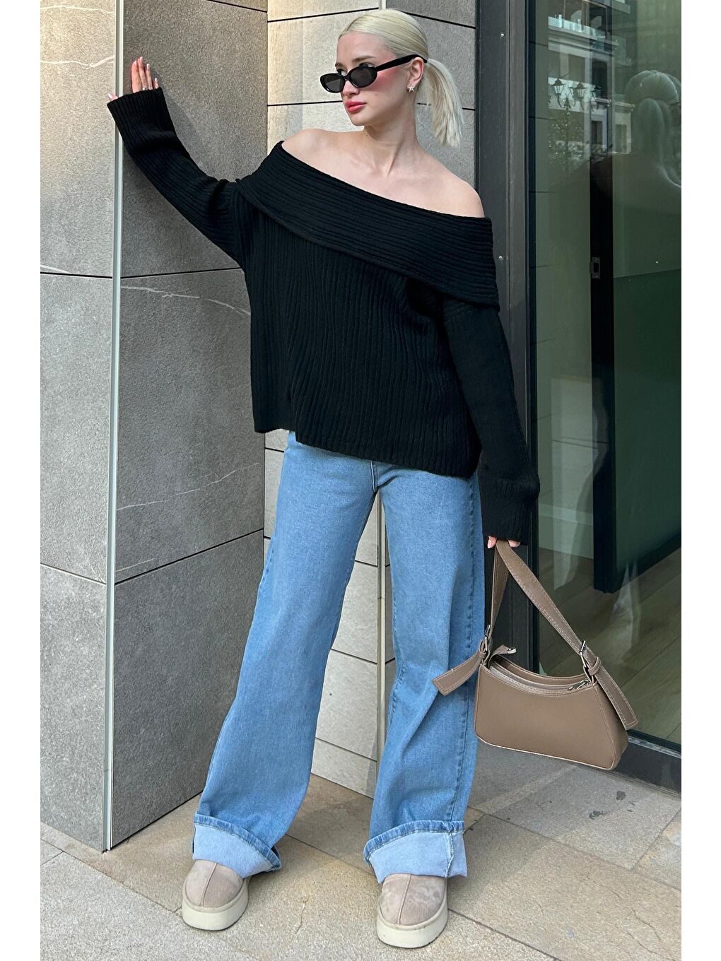 Siyah Madonna Yaka Kadın Kazak Mg2274-4