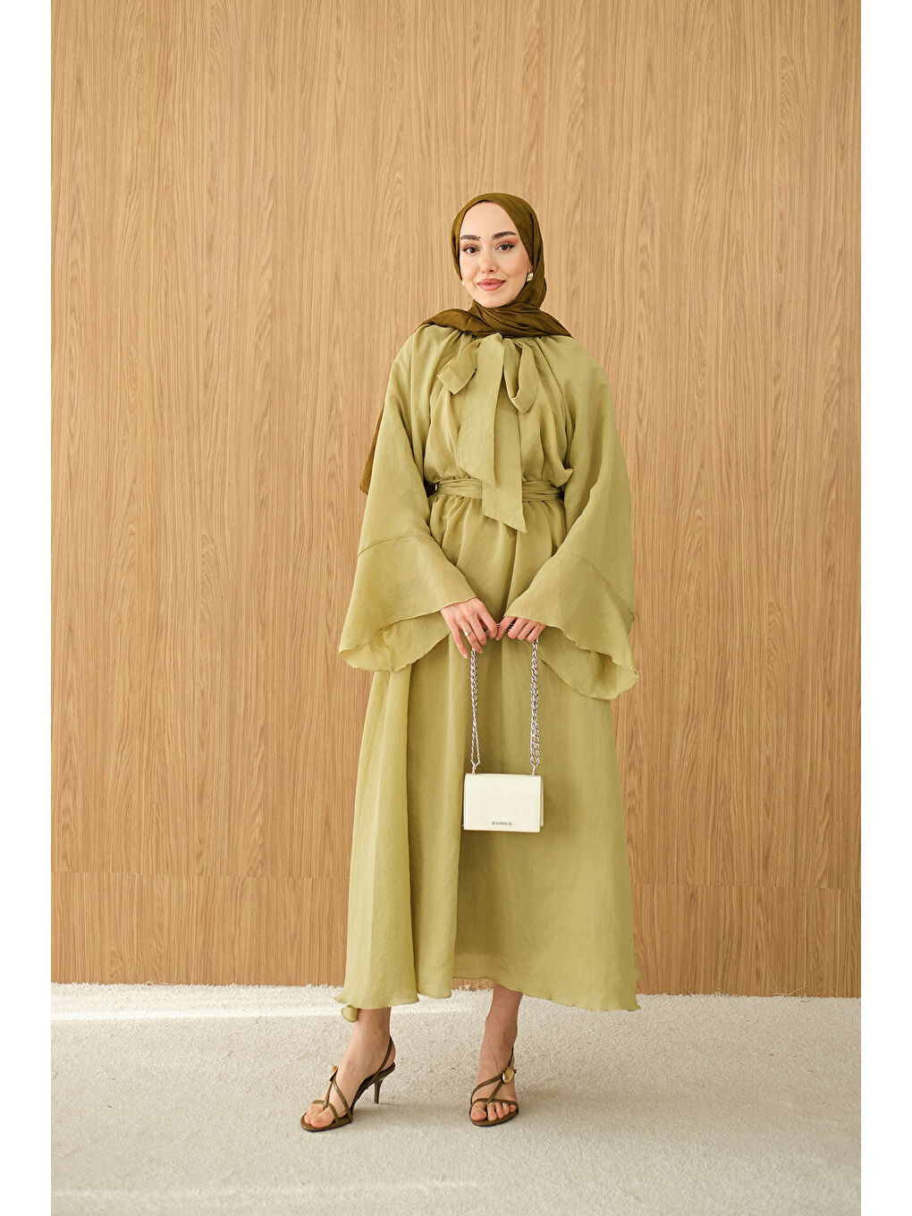 Kadın Tül Kumaş Boyun Bağlamalı Detaylı Bel Bağlamalı Elbise Yağ Yeşil-4