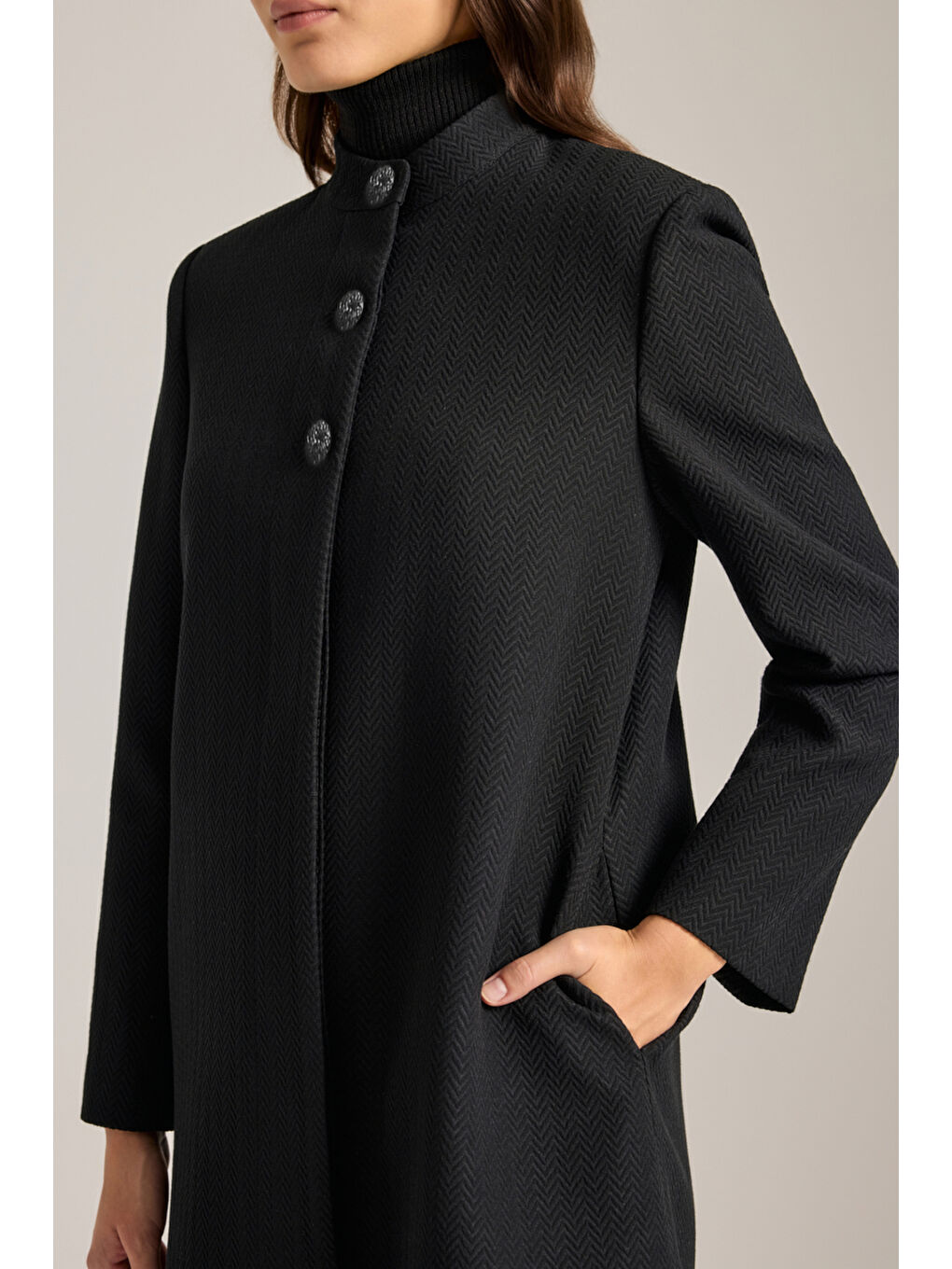 Siyah Özel Dokulu Kumaş Kap-5