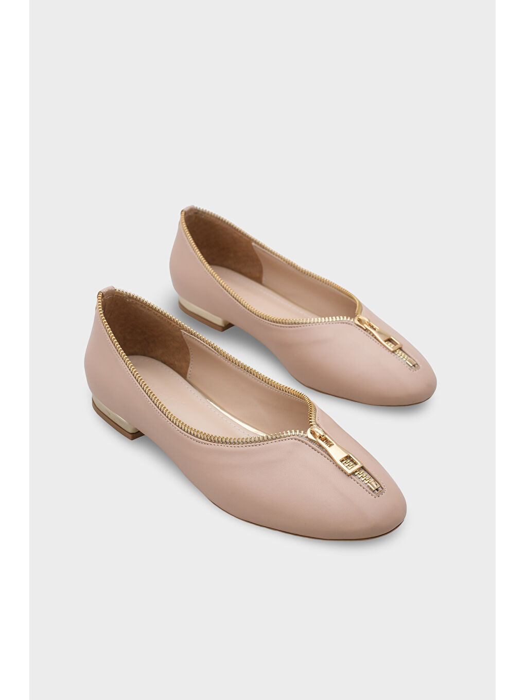 Bej Laurella Kısa Topuklu Fermuarlı Kadın Babet-1