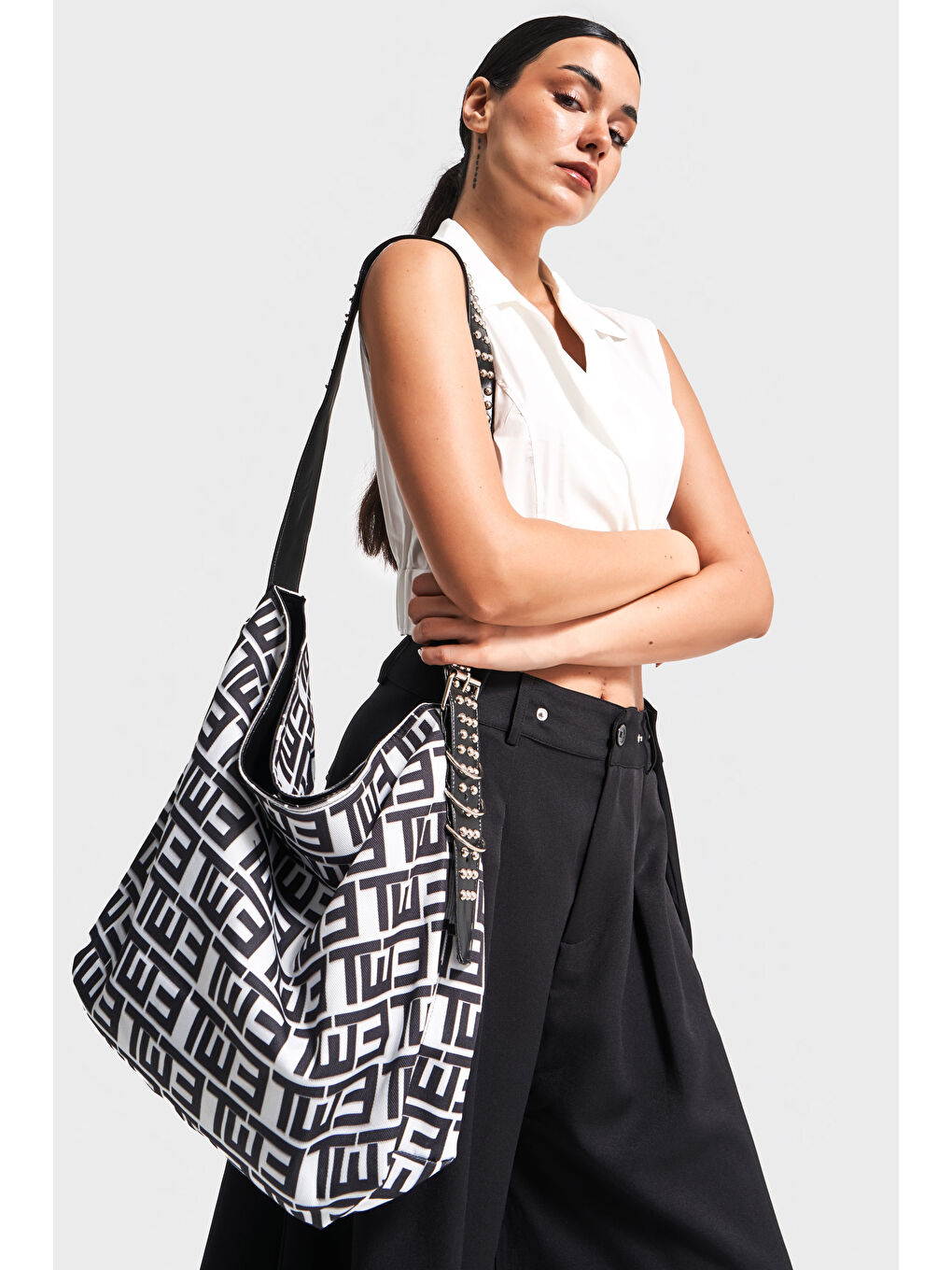 Siyah Kadın Baskılı Renk Askı Kemerli Taş Detaylı Tasarım Çanta