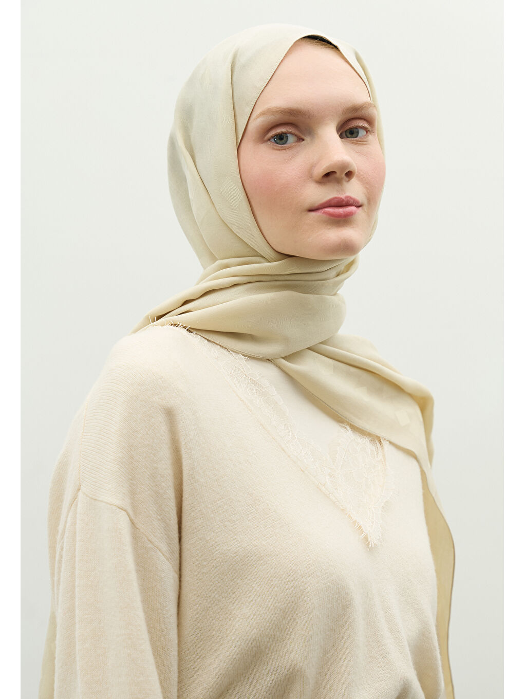 Bej OSLO PAMUK FLOŞ JAKARLI ŞAL BEJ-2