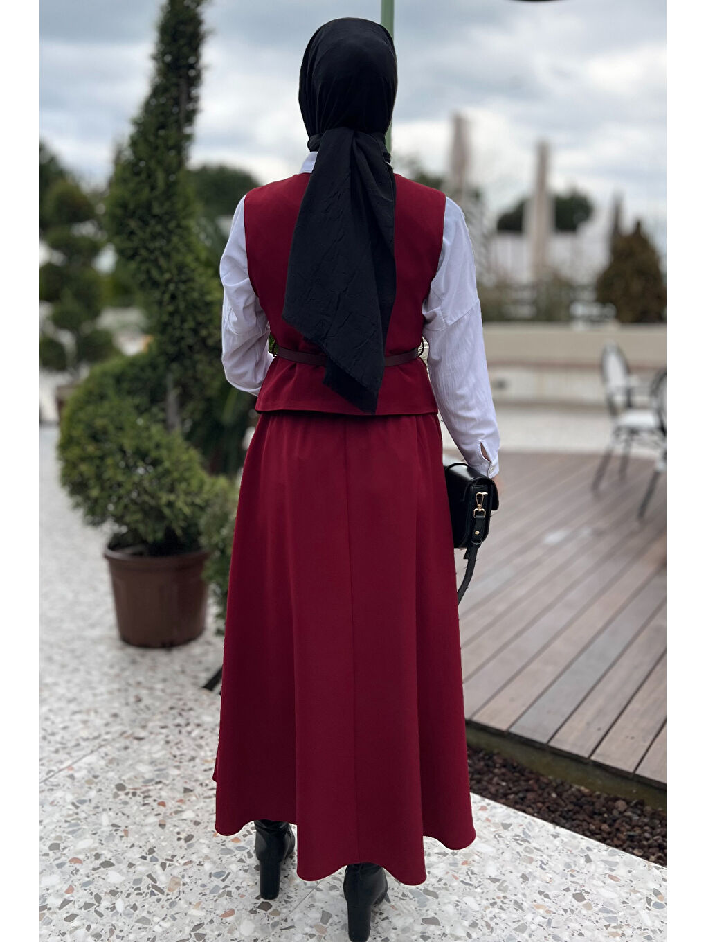 Bordo Kadın Kemer Aksesuarlı Broşlu Yelek Etek Tesettür İkili Takım-7