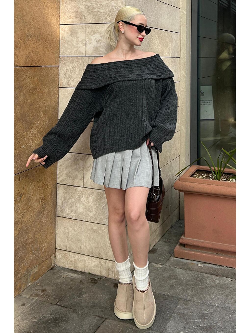 Antrasit Madonna Yaka Kadın Kazak Mg2274-1