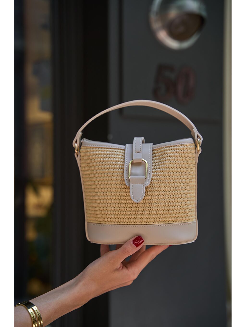 Ekru Modern Tasarım Tokalı El Ve Omuz Çantası Krem Hasır-4
