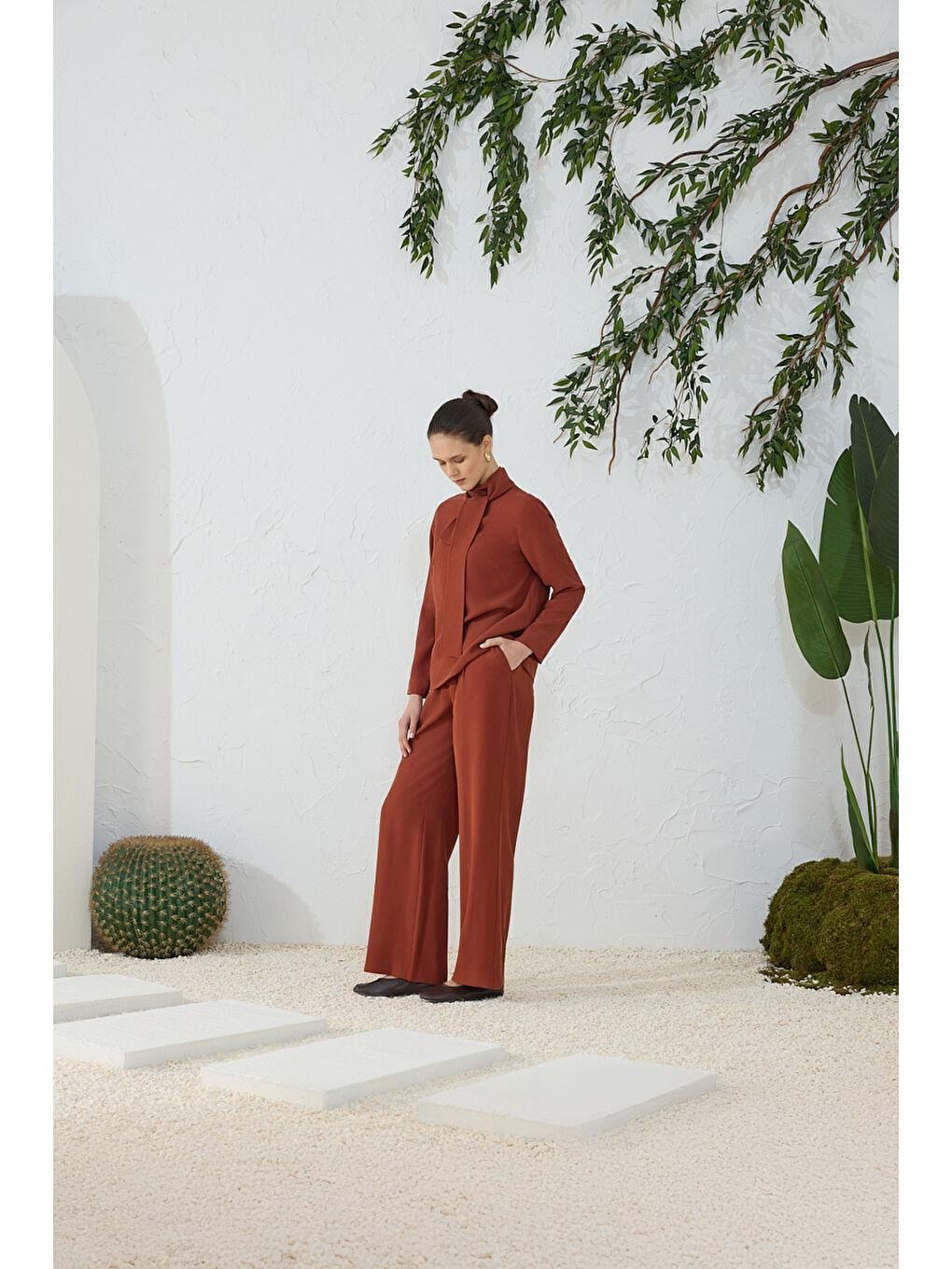 Kahverengi Tarçın Pileli Pantolon