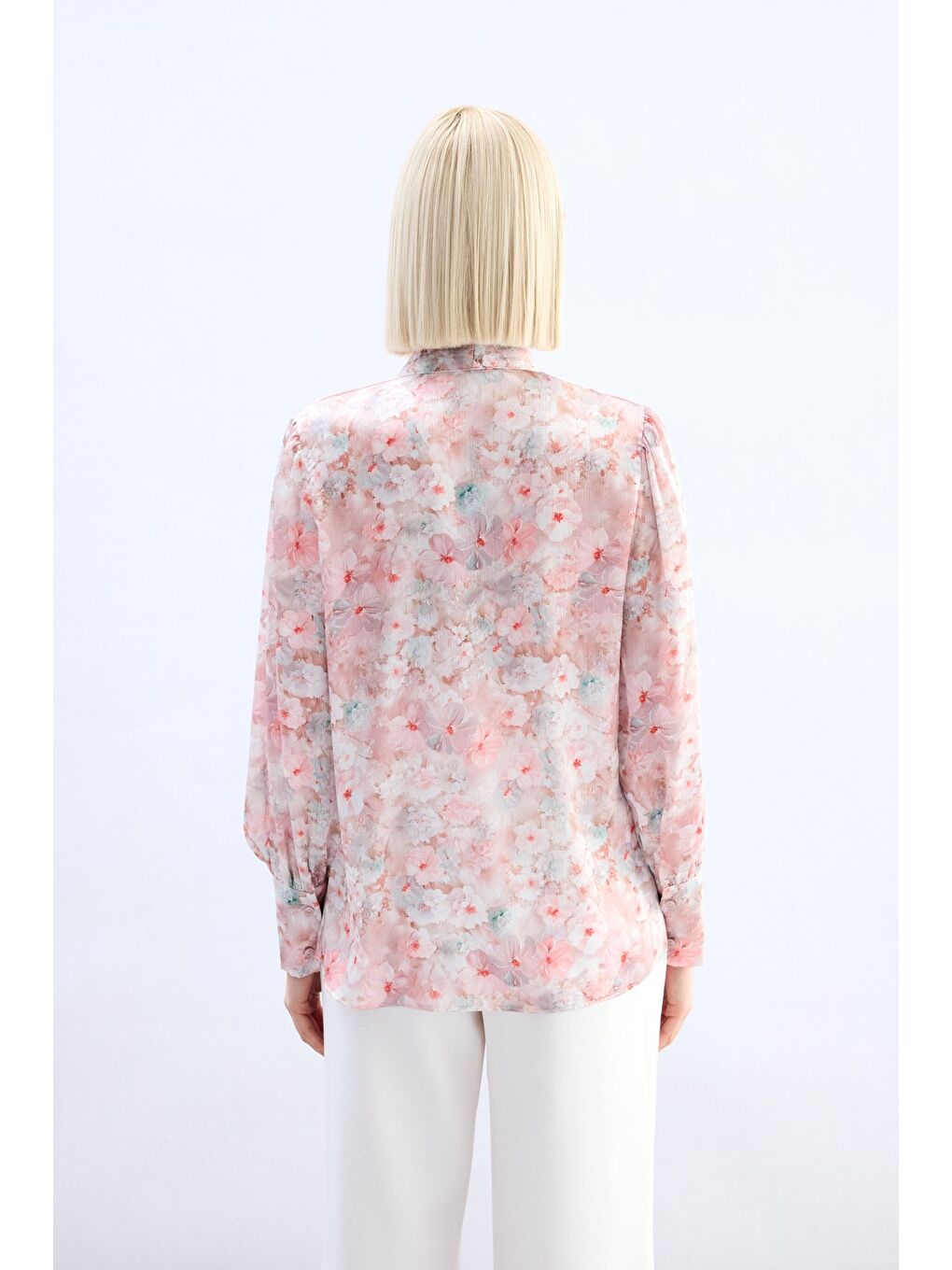 Pembe Çiçek Desenli Fularlı Gömlek - Pudra-5