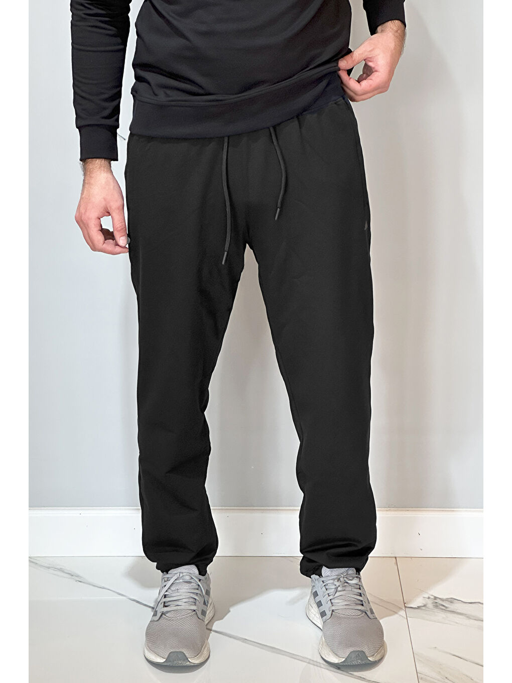 Paçası Düz Beli Lastikli 3 Cepli Erkek Eşofman Altı 24704 Siyah