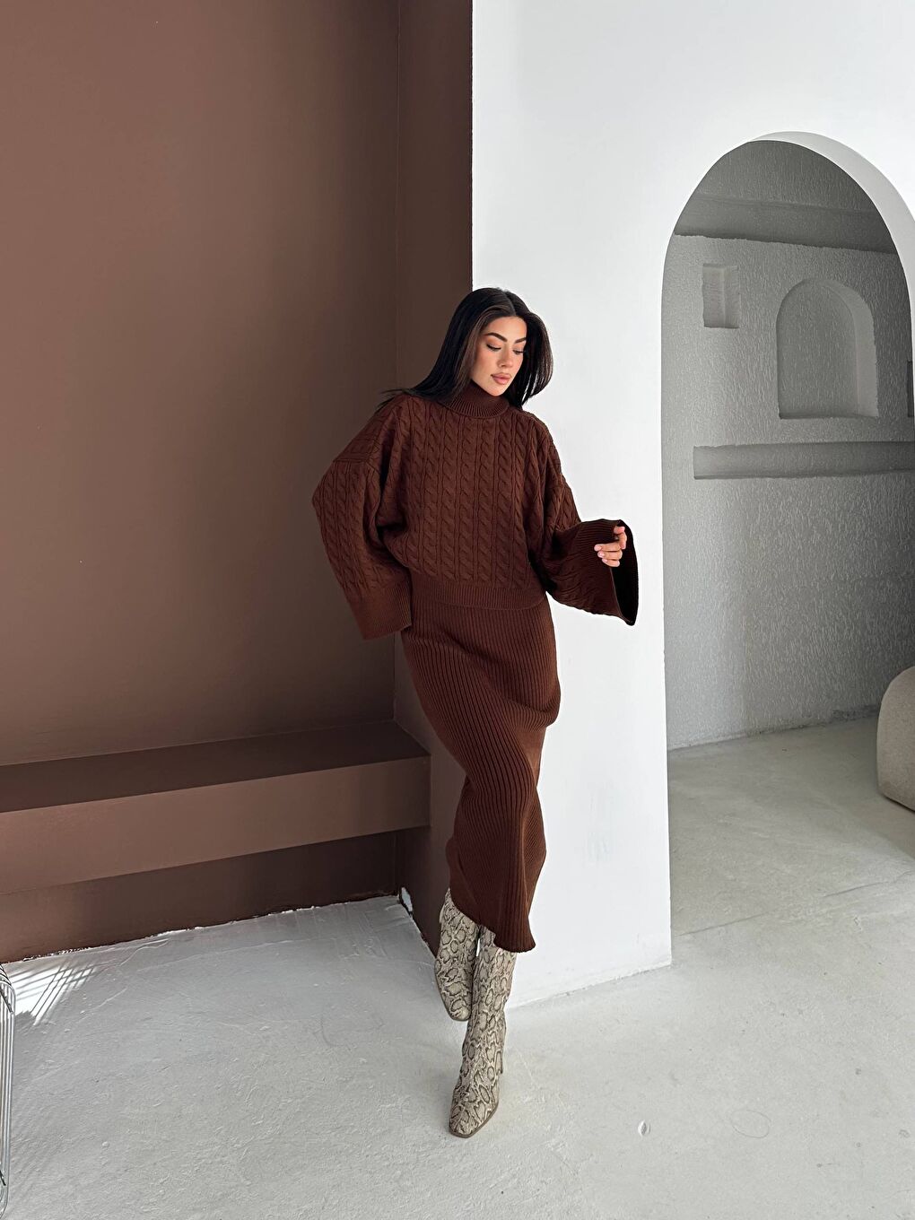 Kahverengi Kadın Kare Yaka Saç Örgü Kazak Elbise Takım-3