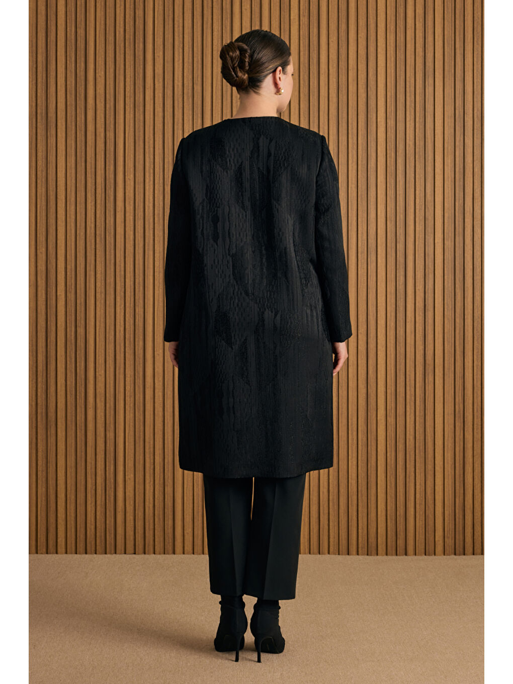 Siyah Özel Dokuma Kumaş Kap-5