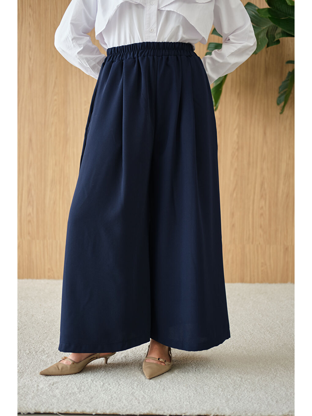 Kadın Beli Lastikli Bol Paça Kumaş Pantolon Lacivert-4