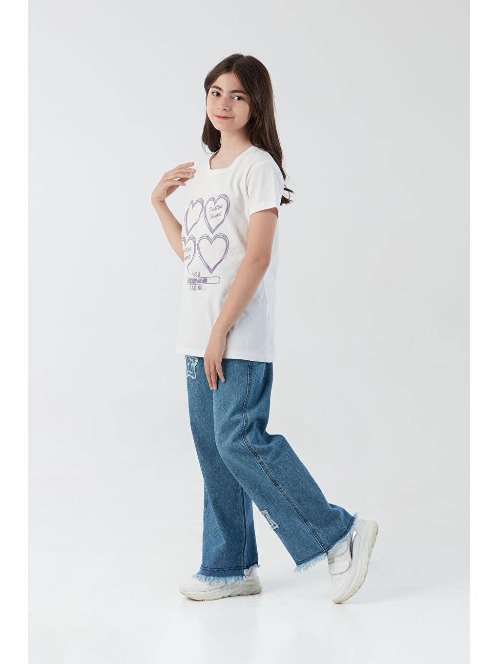 Beyaz %100 Pamuk Kalp Baskılı Kız Çocuk Tişört-2