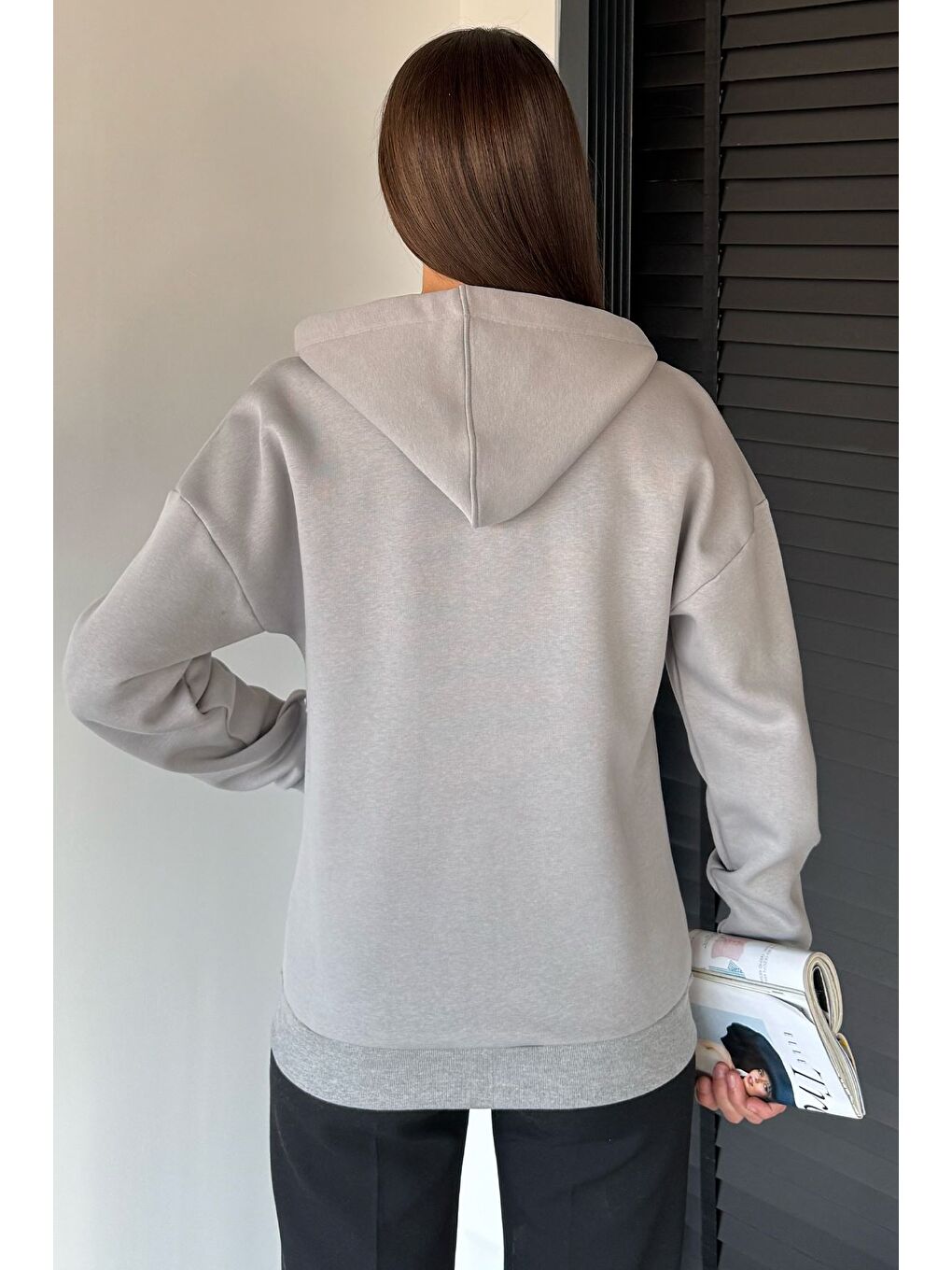 Gri Kadın Üç İplik Şardonlu Kapüşonlu Sweatshirt-3