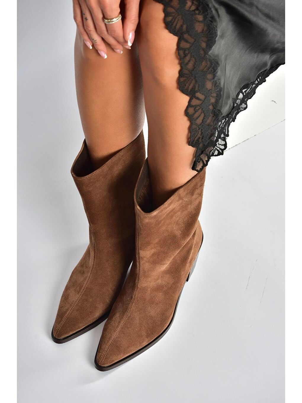 Bej Vizon Kadın Bot V654082002-3