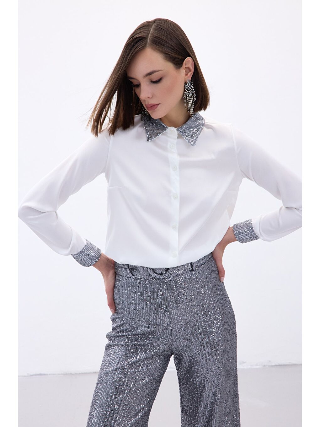 Payet Detaylı Saten Gömlek - Gri