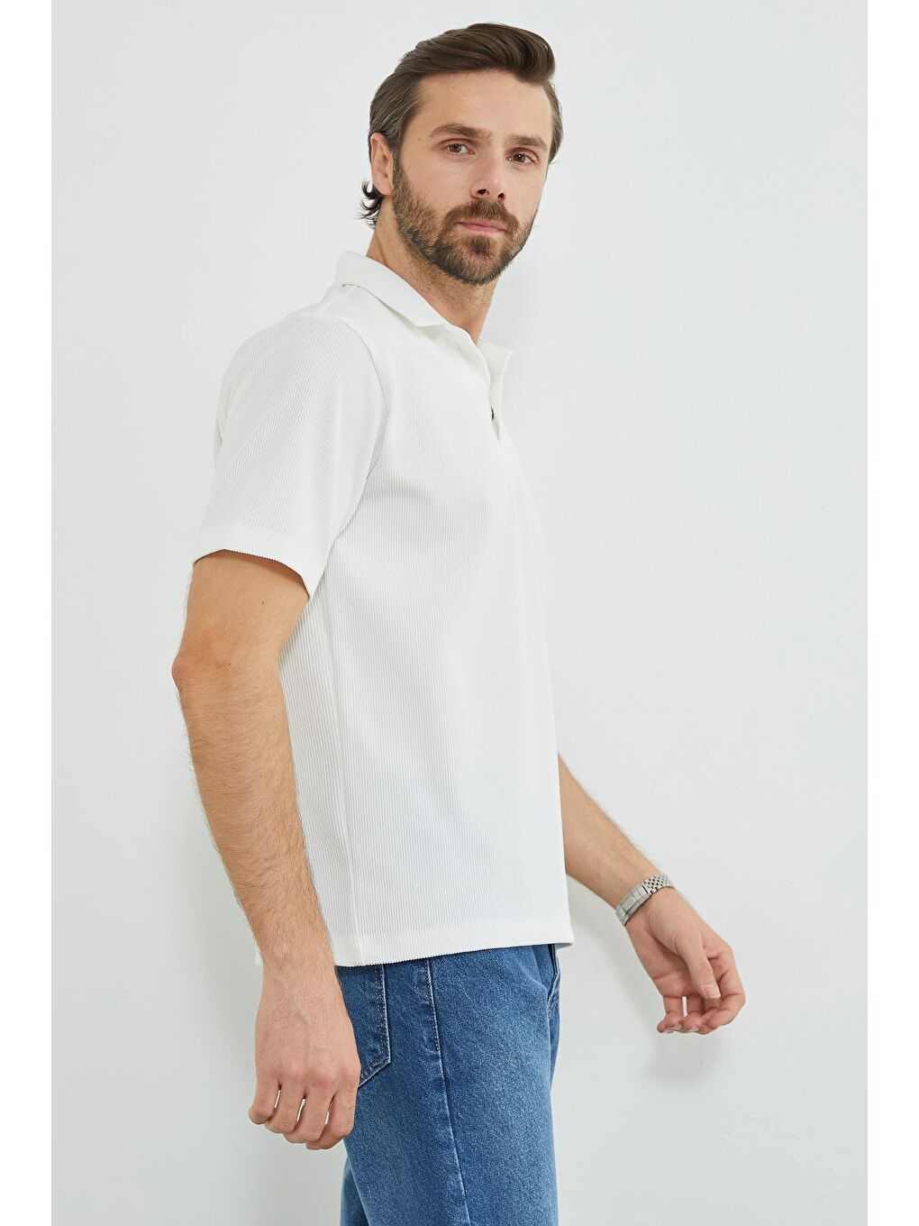 Beyaz Fitilli Tek Çıtçıtlı Polo Yaka Tişört-2