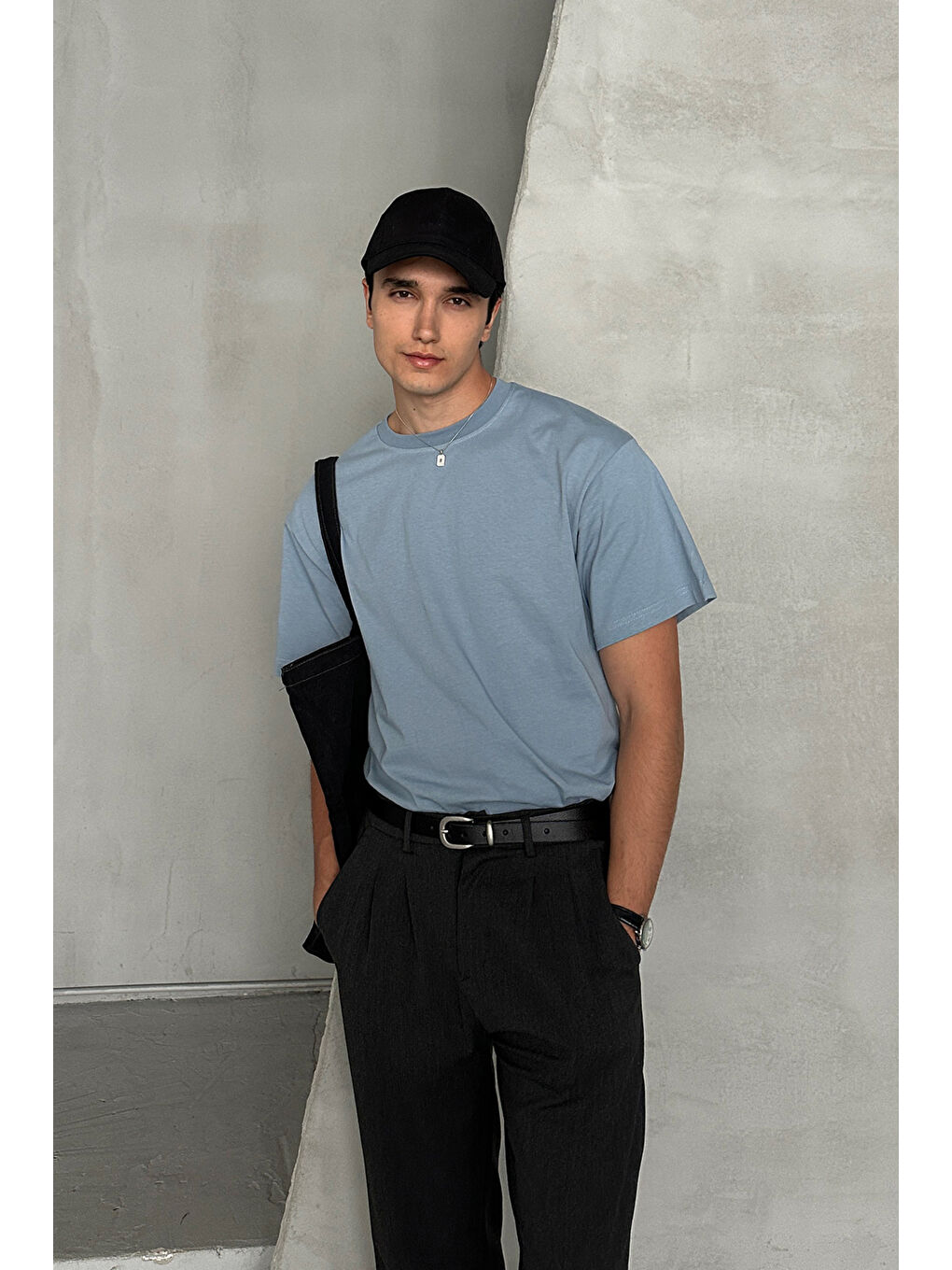 Mavi Erkek %100 Pamuk Oversize Basic T-shirt