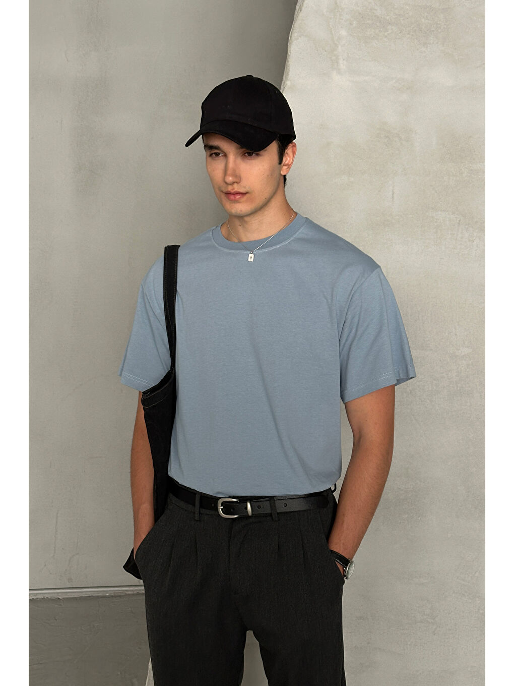 Mavi Erkek %100 Pamuk Oversize Basic T-shirt-1