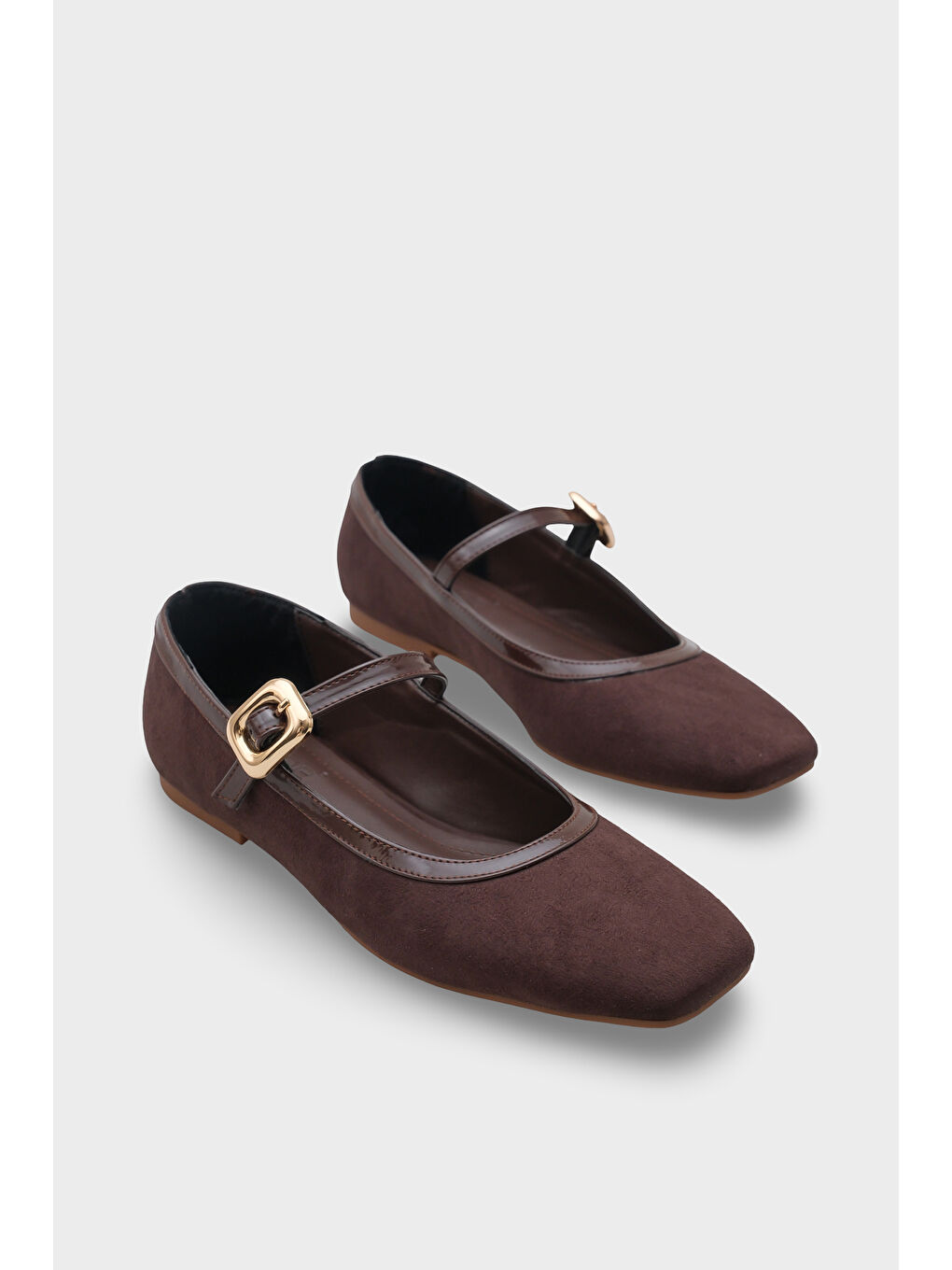 Kahverengi Sibelle Küt Burunlu Tokalı Bantlı Suni Süet Kadın Babet-1