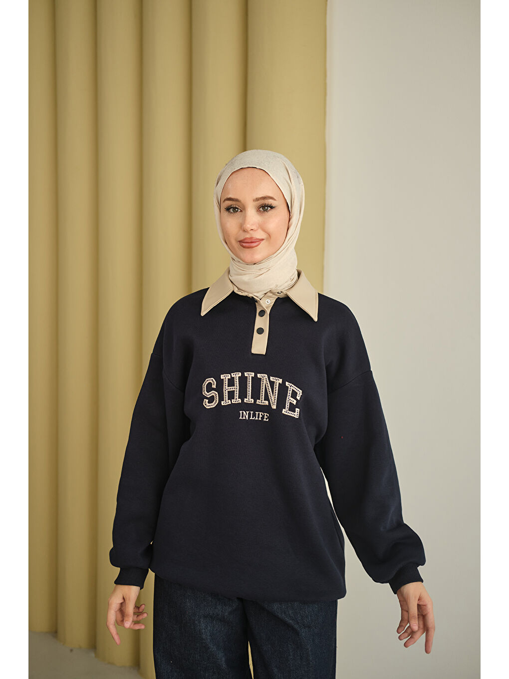 Kadın Deri Yaka Nakışlı Sweat Lacivert-3