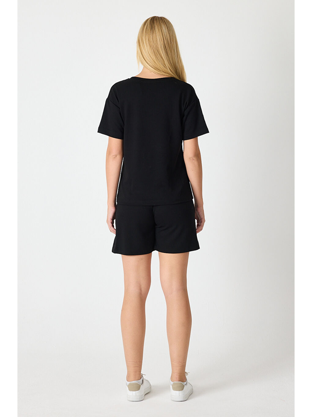 Siyah Kadın V Yaka Kısa Kol Şort Takım 2996-4