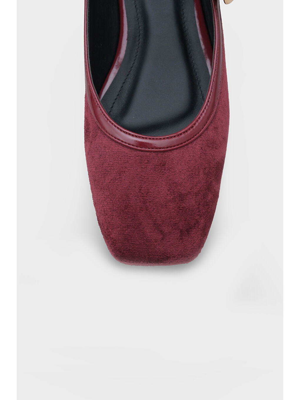 Bordo Sibelle Küt Burunlu Tokalı Bantlı Suni Süet Kadın Babet-2