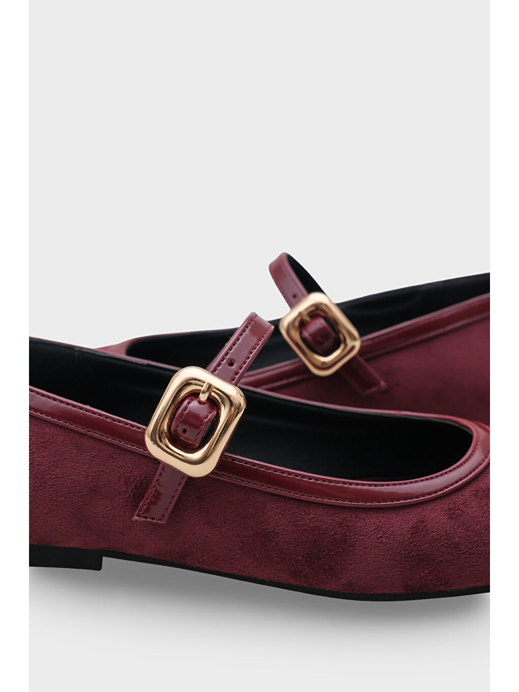 Bordo Sibelle Küt Burunlu Tokalı Bantlı Suni Süet Kadın Babet-4