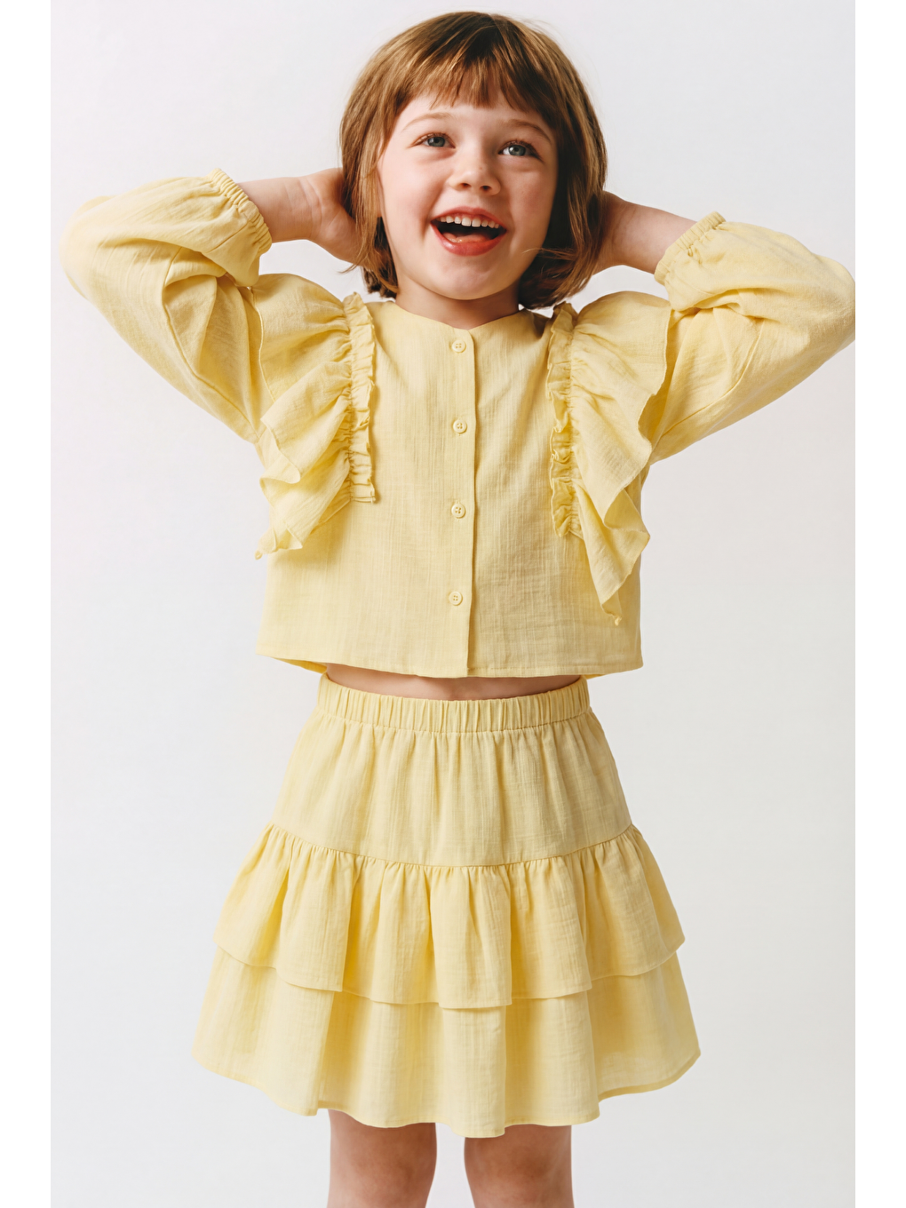 Kız Çocuk Sarı Fırfır Detaylı Bluz Ve Etek Takım