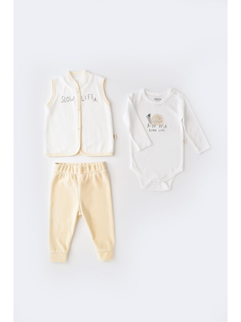 Bej Unisex Bebek Organik Kadife Pamuklu Kaplumbağa Desenli 3'Lü Takım - Body Yelek Pantolon-1
