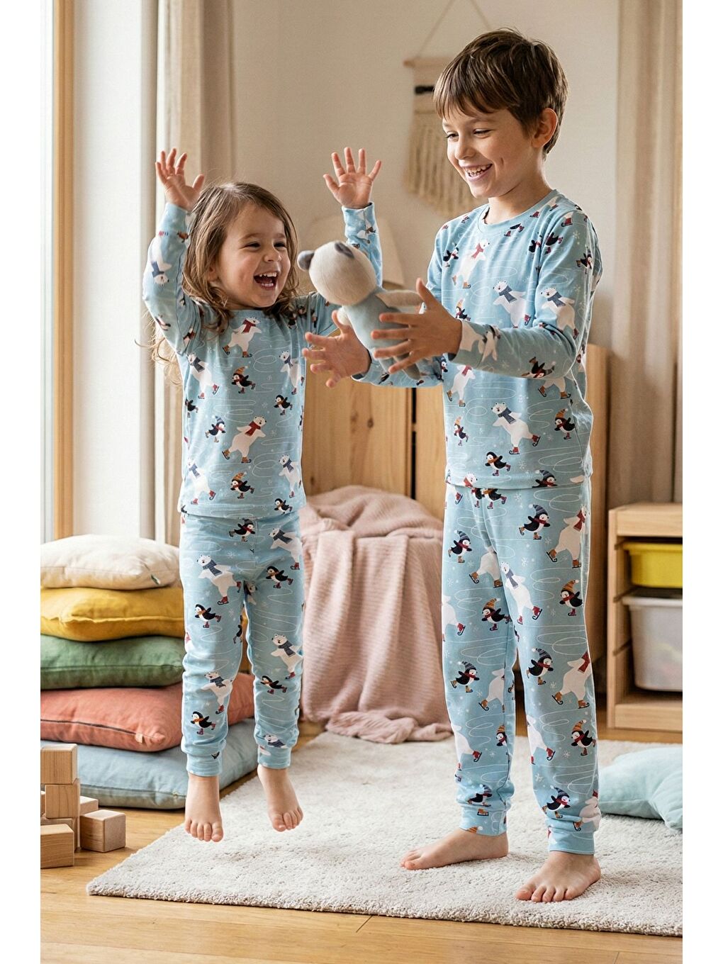 Unisex İnterlok Bebe Mavisi Yılbaşı Temalı Pijama Takımı-5