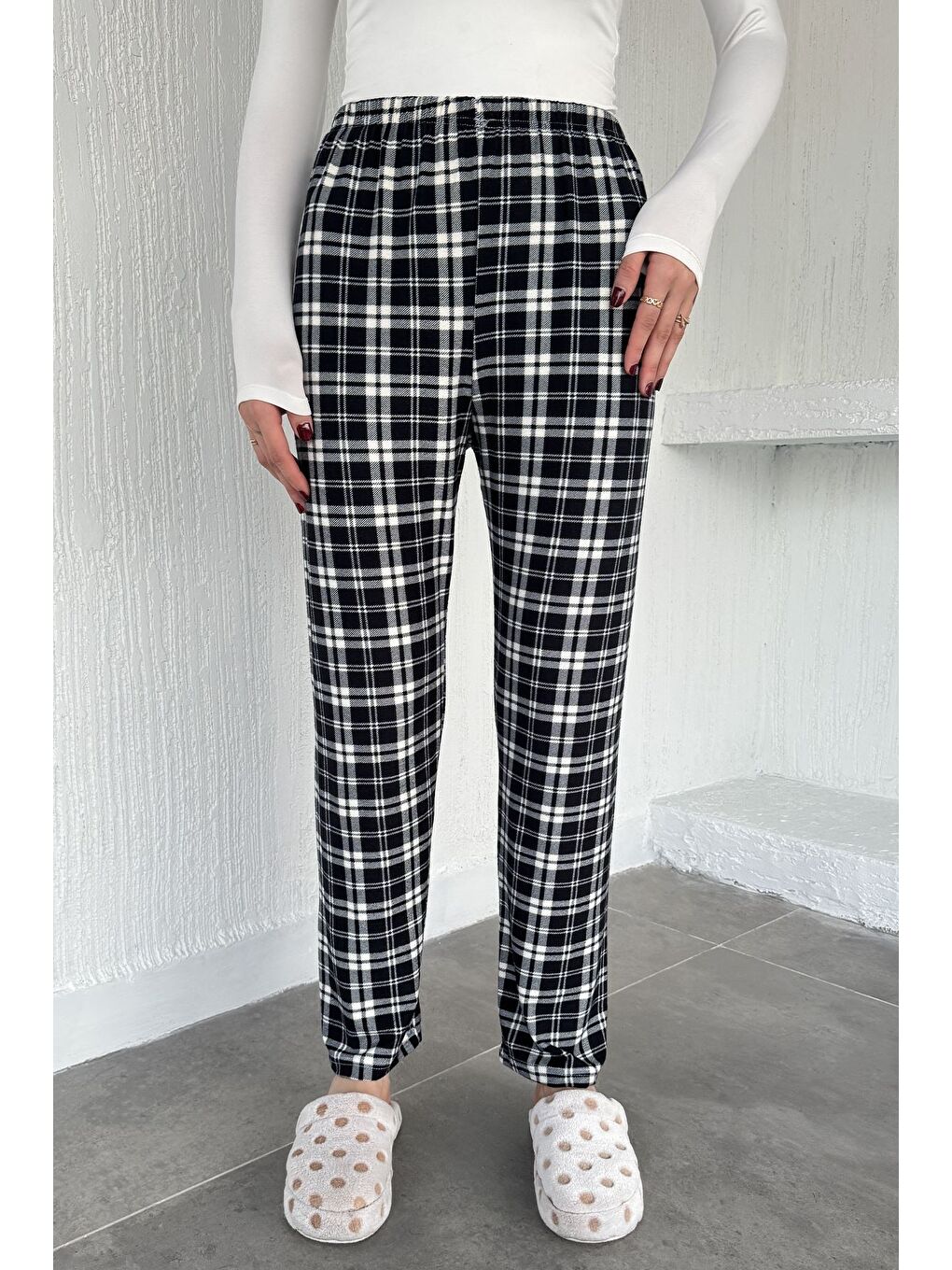 Siyah Ekose Desenli Bel Lastikli Pijama Altı-1