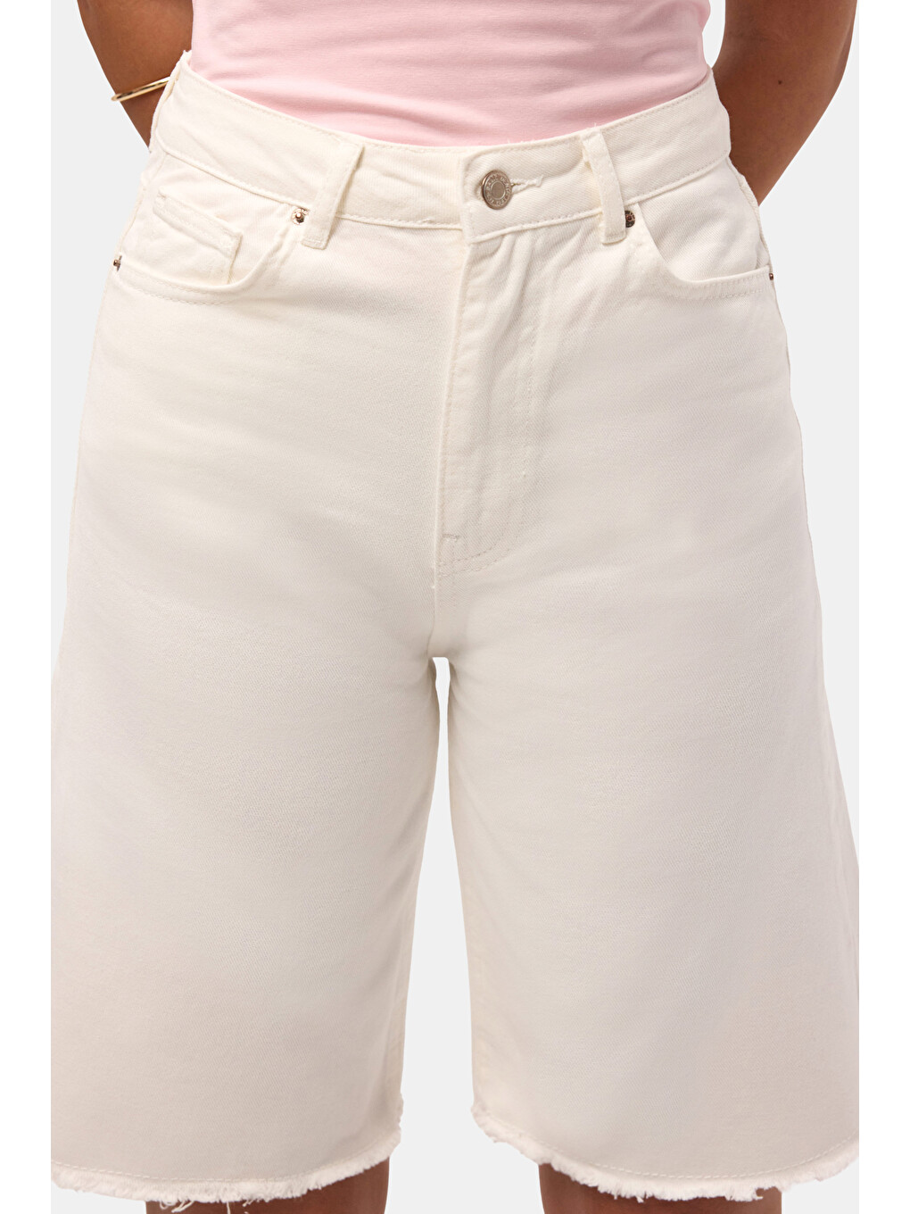 Kadın Kırık Beyaz 7s6-101 Mom Midi %100 Pamuk Denim Şort-1