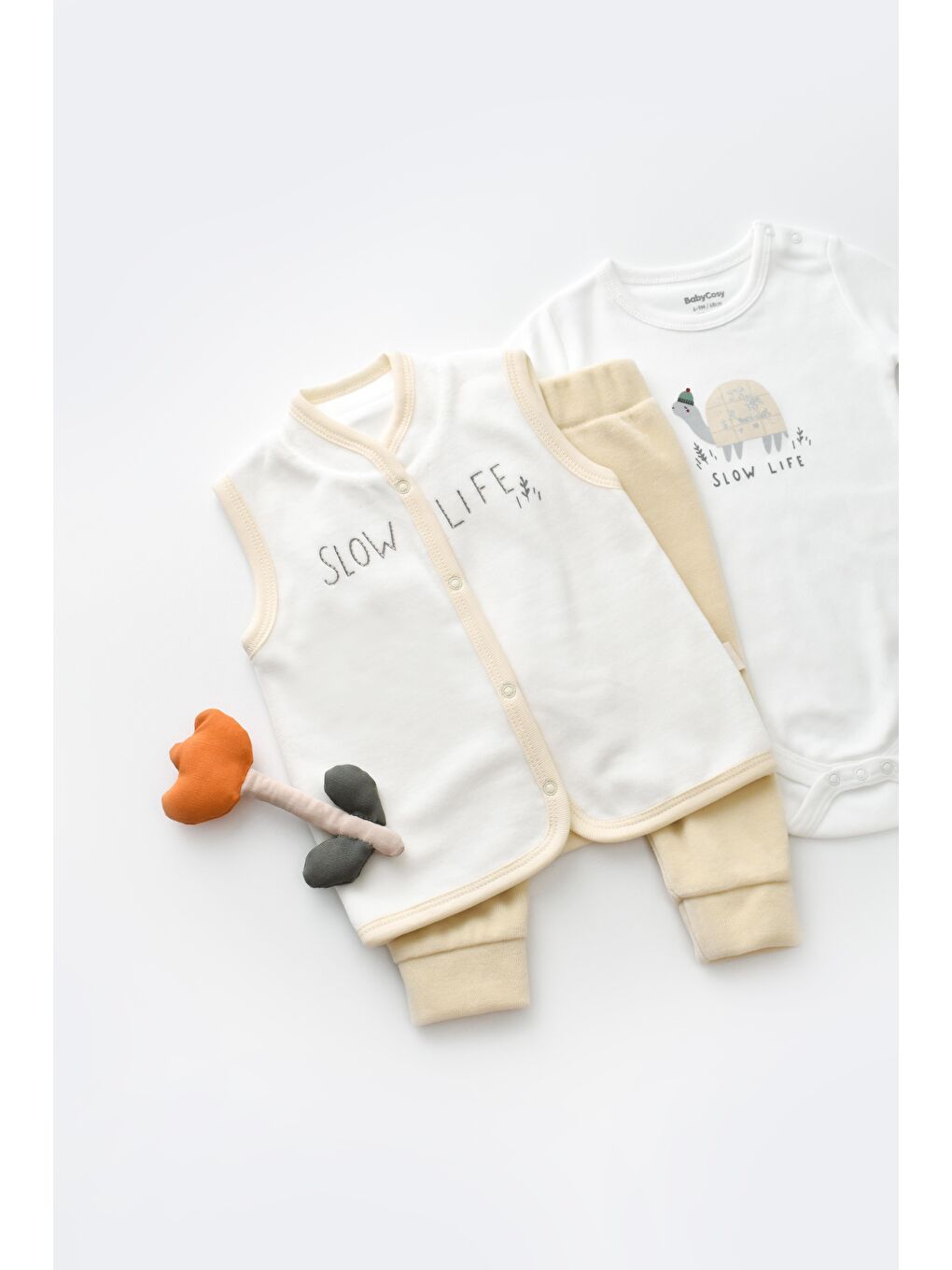 Bej Unisex Bebek Organik Kadife Pamuklu Kaplumbağa Desenli 3'Lü Takım - Body Yelek Pantolon-3