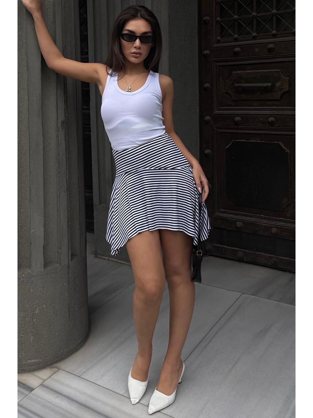 Siyah Çizgili Asimetrik Çizgili Etek Mg2698-1