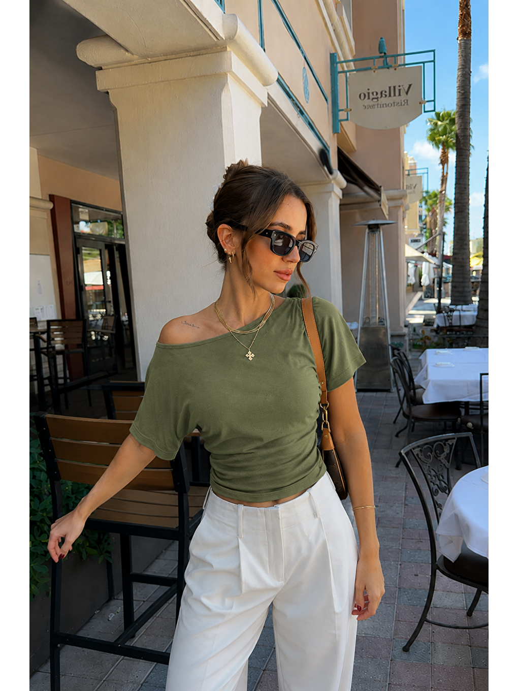 Kadın Omuz Detaylı Kayık Yaka Haki Bluz-3
