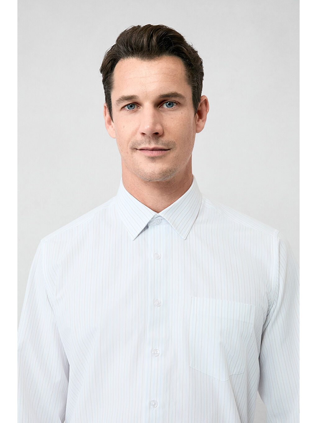 Beyaz Uzun Kol Klasik Çizgili Pamuklu Kolay Ütülenebilir Gömlek-3