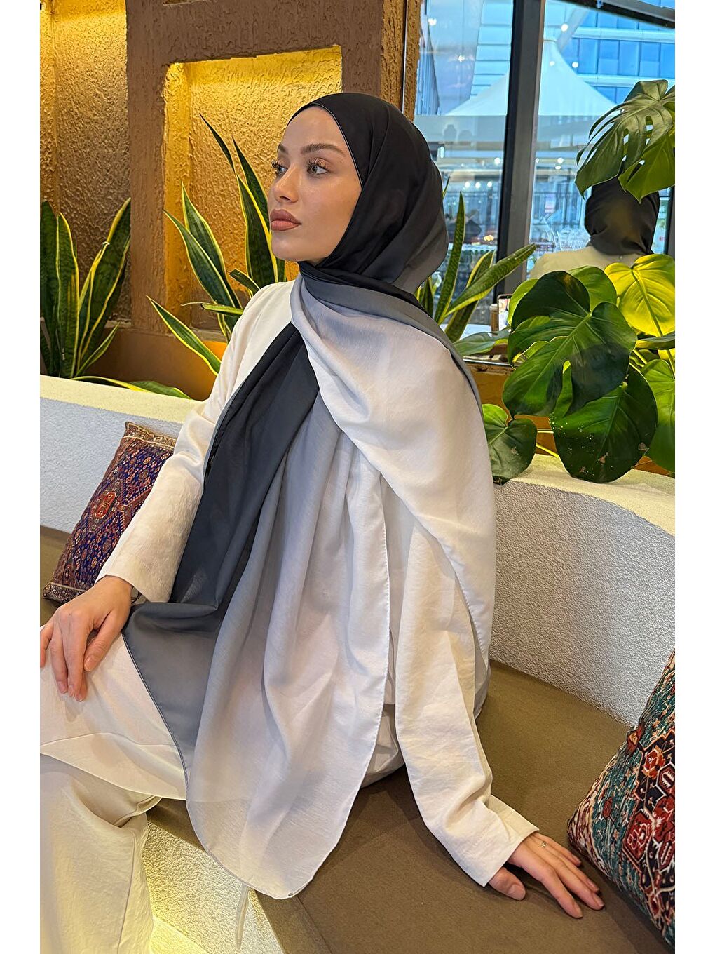 Degrade Desen Soft Şal Siyah Beyaz-3