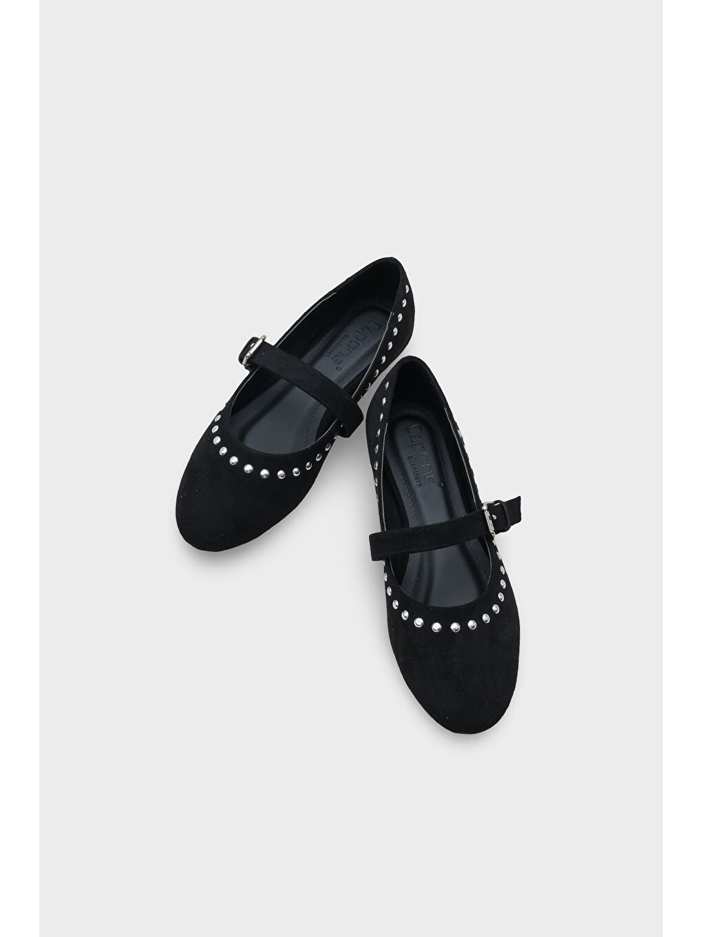 Siyah Penelop Yuvarlak Burunlu Metal Aksesuarlı Tokalı Suni Süet Kadın Babet-5