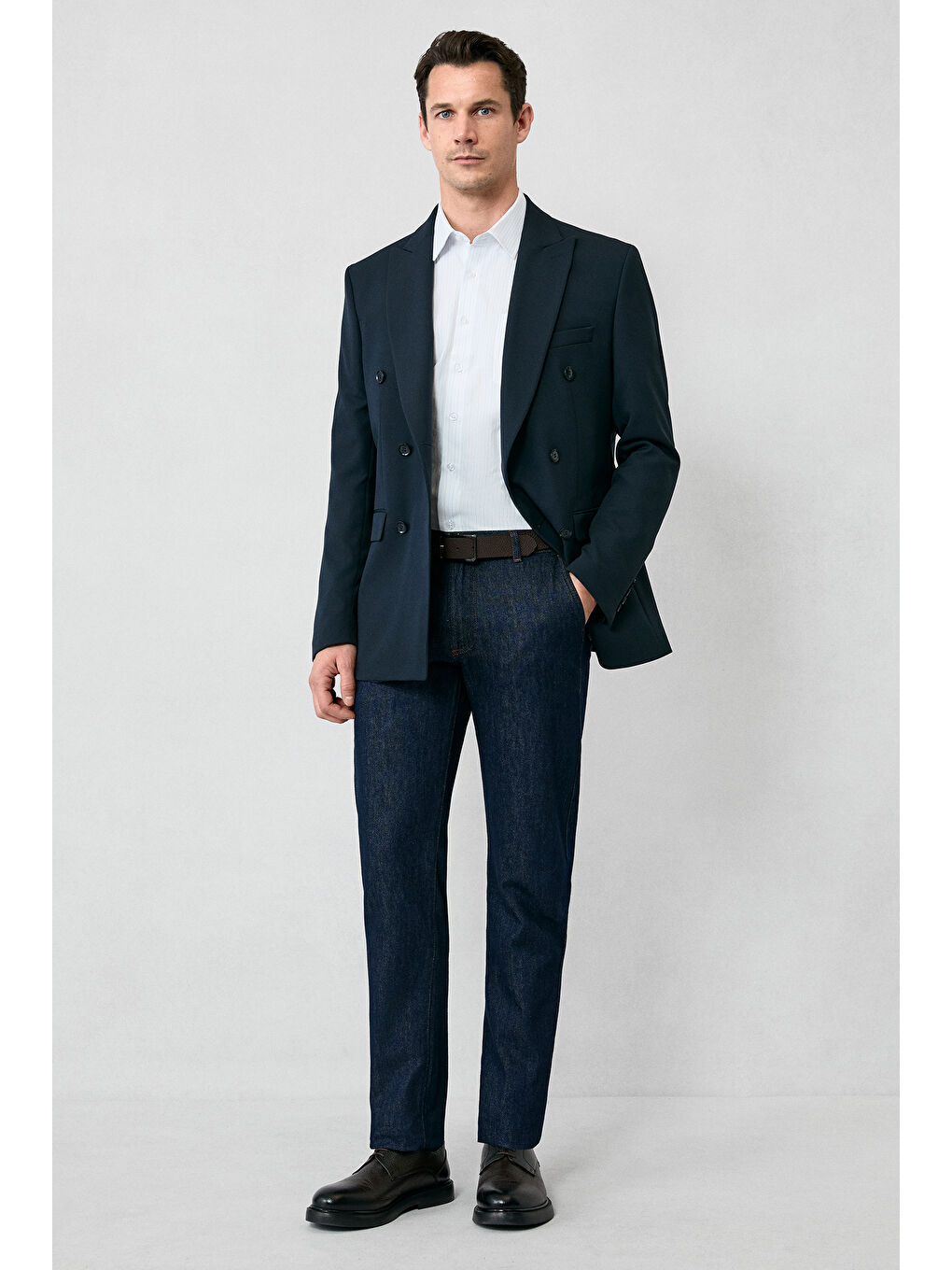 Beyaz Uzun Kol Klasik Çizgili Pamuklu Kolay Ütülenebilir Gömlek-6