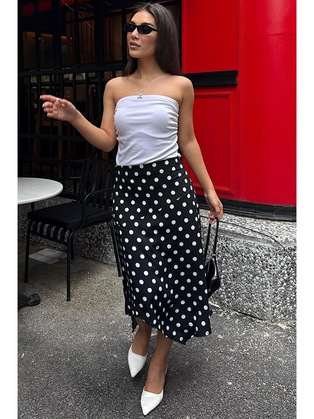 Siyah Puantiyeli Asimetrik Kadın Etek Mg2698