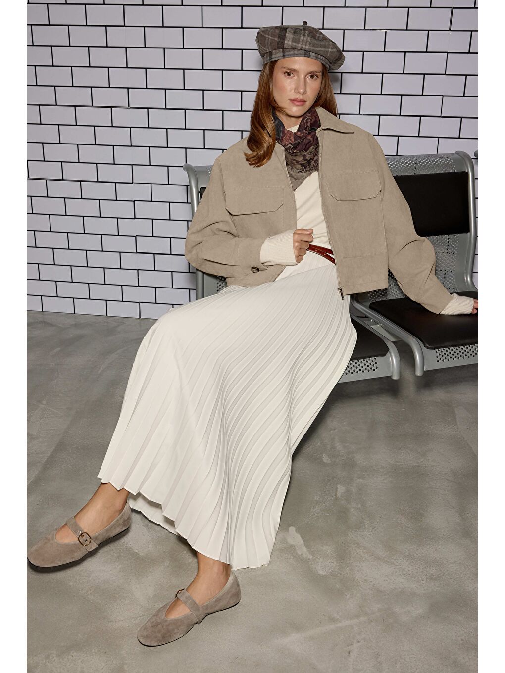 Kısa Süet Ceket Bej-1