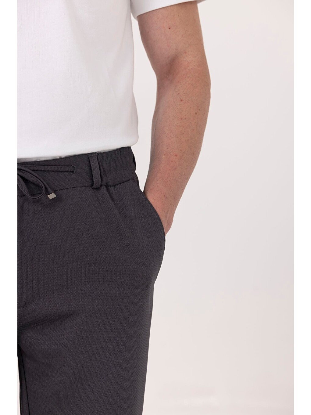 Antrasit Dokulu Arka Lastikli Köprü Kemerli Bağcıklı Slim Fit Jogger Pantolon-3