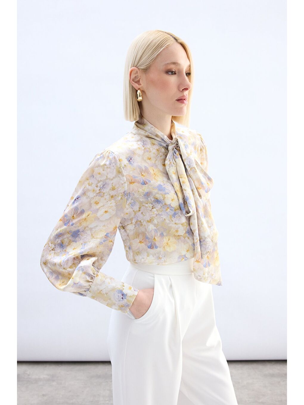 Çiçek Desenli Fularlı Gömlek - Sarı-3