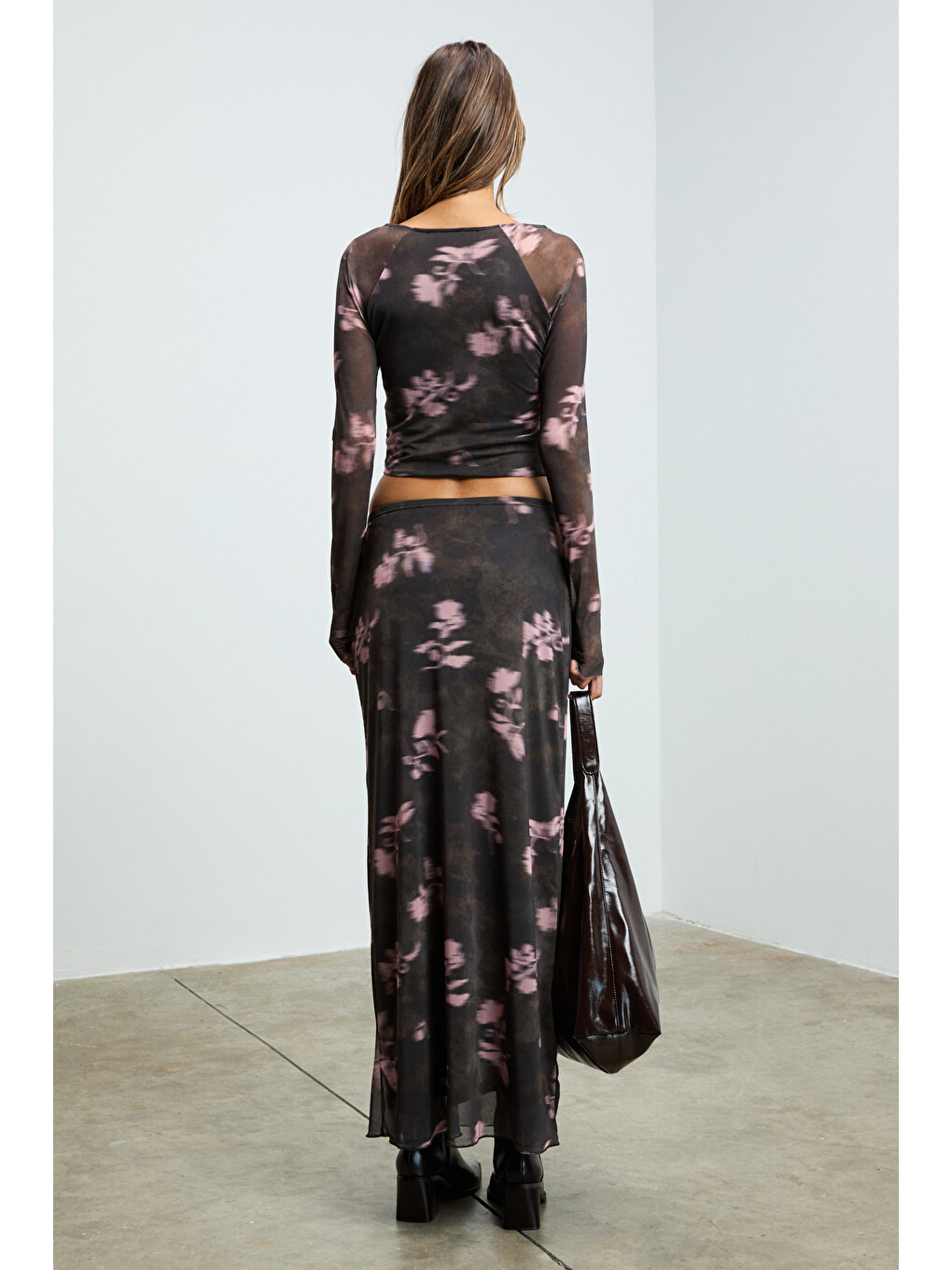 Beulah Kadın Maxi Boy Slim Fit Beli Lastikli Tül Batik Desenli Kahverengi Baskılı Etek-6